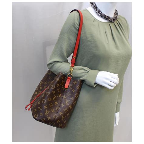 louis vuitton neonoe mm bag|louis vuitton neonoe shoulder bag.